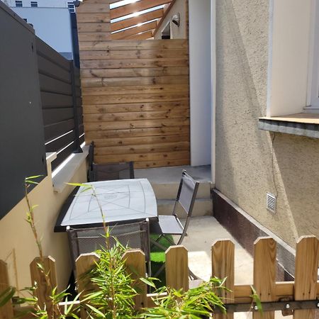 Апартаменти Paris Par Metro 4 - Rer B - Calme - Patio Prive Баньє Екстер'єр фото